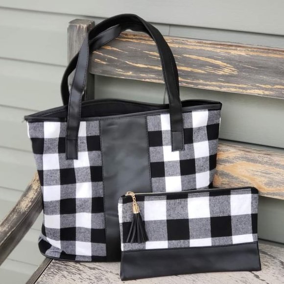 NEW Patterned Tote and Cosmetic Bag Set - Picture 3 of 3